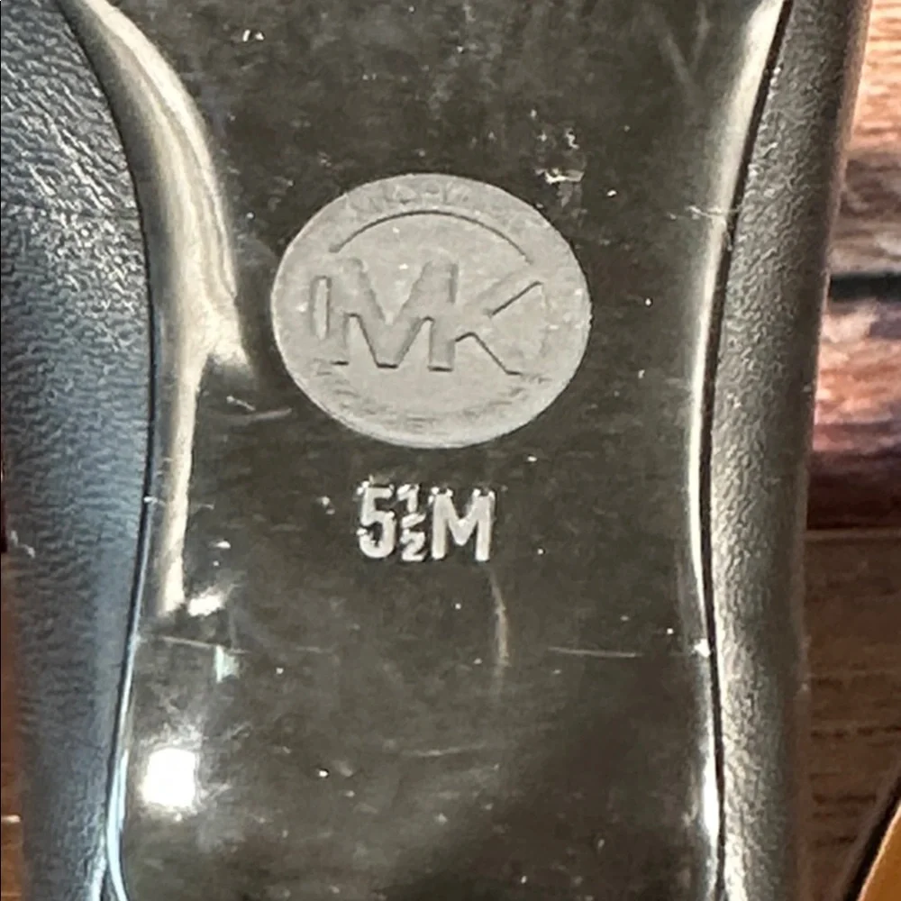 Michael Kors Classic Black 3 inch Heels!